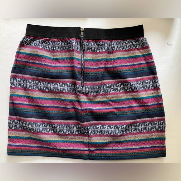 American Eagle Outfitters Women’s Mini Skirt, Size 2, Multicolored - Picture 2 of 2